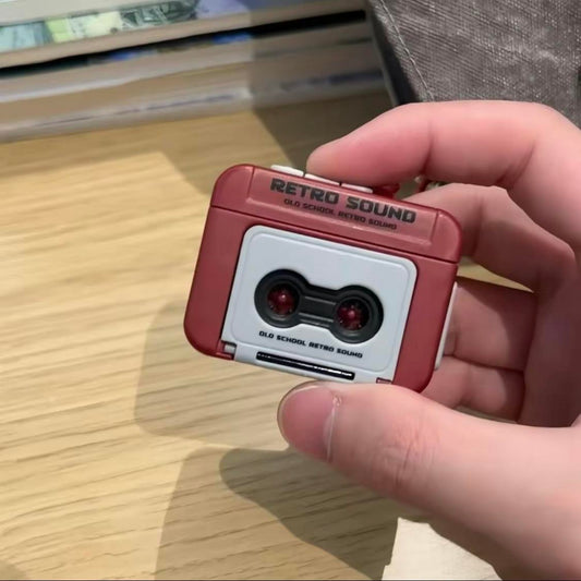 Vintage Mini Portable Fun Music Box Keychain Decoration, Adorable Retro Music Player Keychain for Bags, Gifts, and Home Decor